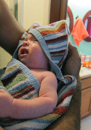 Hooded Baby Towel and Mitt Set -- A Tutorial