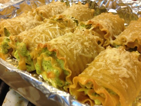 Pesto Chicken Lasagna Roll-ups