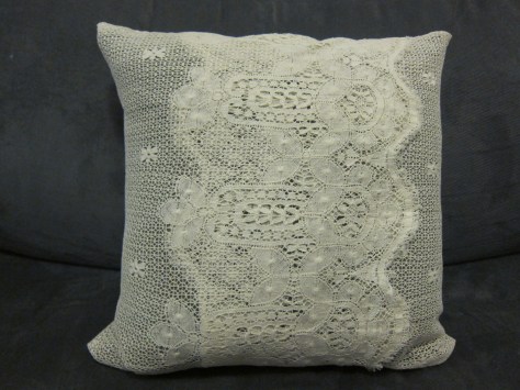 Quick Craft -- Lace Curtains to Pillowcase