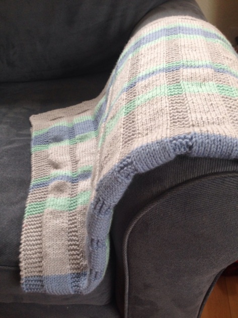 Simple striped baby blanket --Free Pattern