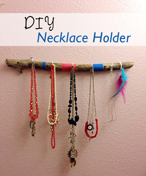 DIY Necklace Holder | Alaska Knit Nat