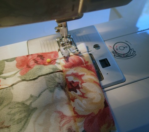 Thrift Store Skirt Refashion -- go from bake sale mom to hipster mom in less than an hour!