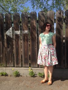 Thrift Store Skirt Refashion -- go from bake sale mom to hipster mom in less than an hour!
