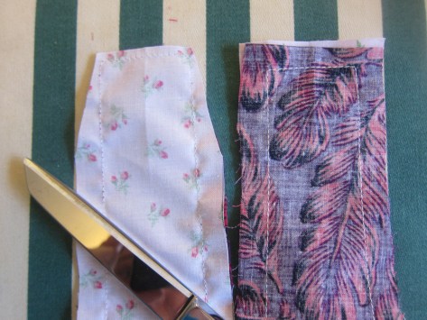 Tokyo Tie Bag -- Free pattern and tutorial from Alaska Knit Nat. Great beginner project.