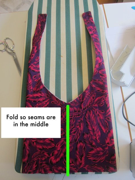 Tokyo Tie Bag -- Free pattern and tutorial from Alaska Knit Nat. Great beginner project.