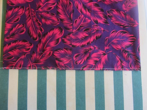 Tokyo Tie Bag -- Free pattern and tutorial from Alaska Knit Nat. Great beginner project.