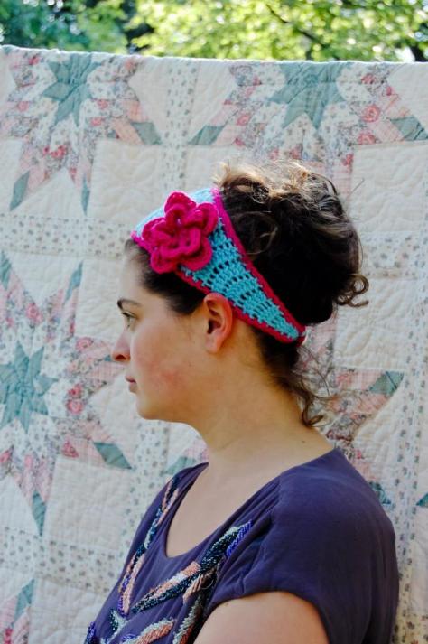 Tapered flower headband | A Free Crochet Pattern from Alaska Knit Nat