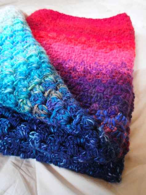 Use your yarn stash to create a northern light memory blanket | A free pattern from Alaska Knit Nat