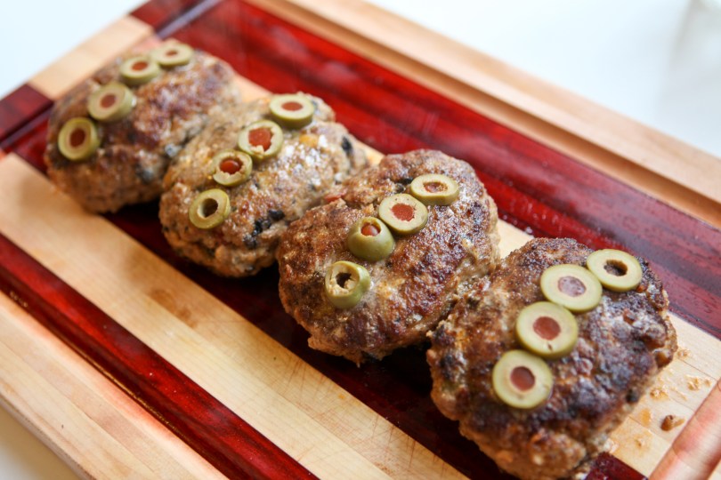 Mini meatloaf with mushroom marsala sauce | An easy recipe from Alaska Knit Nat