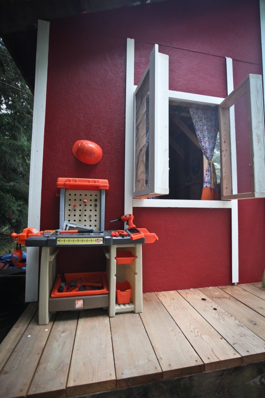 Tiny Anchorage Living: a backyard dream house