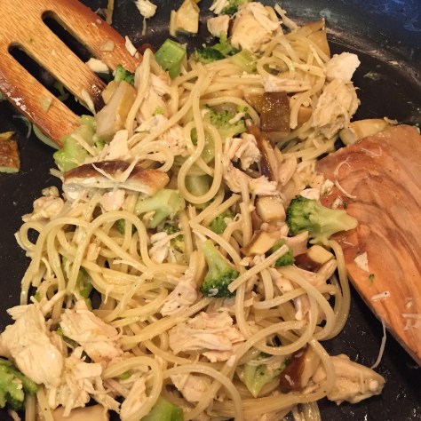 Spaghetti & Chicken in a lemon, thyme mushroom sauce | An original recipe from Alaskaknitnat.com