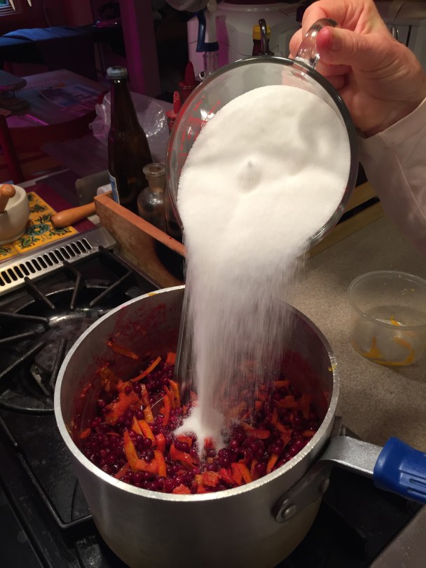 Harvesting Anchorage: Lowbush Cranberry Marmalade | This is a delicious cranberry orange jam recipe that's perfect for Christmas and holiday gifts for teachers, friends and family. Recipe from Alaskaknitnat.com