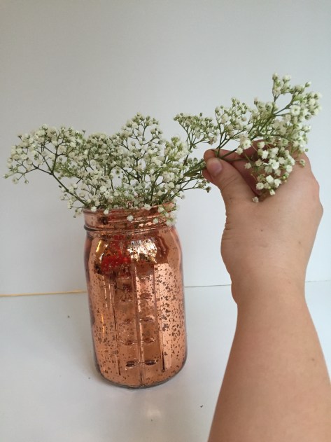 How to arrange grocery store flowers | learn how to make flowers from the grocery store look like a professional arrangement. Tutorial from alaskaknitnat.com