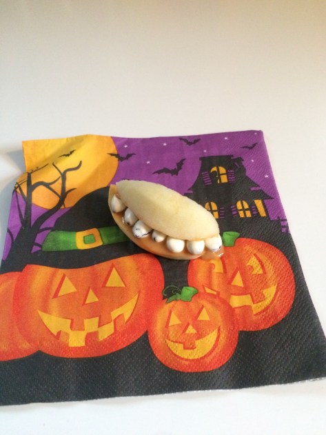 An East Coast Halloween | 3 tricks and treats that are affordable and easy from Alaskaknitnat.com