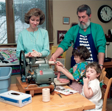 Sausage-making 101 | a photo tutorial from alaskaknitnat.com. Learn how to make your own Italian sausage with this step-by-step guide.