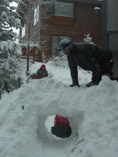 It's beginning to look a lot like winter | An ode to Anchorage snow by Natasha Price of Alaskaknitnat.com