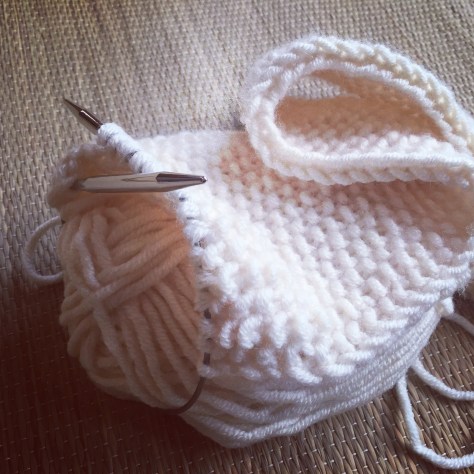 Little lady (or gent) scarf | an easy, free pattern from Alaskaknitnat.com. I can't get enough of that little bow!