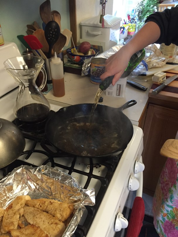 Weeknight chicken scallopine with asparagus | a 40-minute meal from Alaskaknitnat.com
