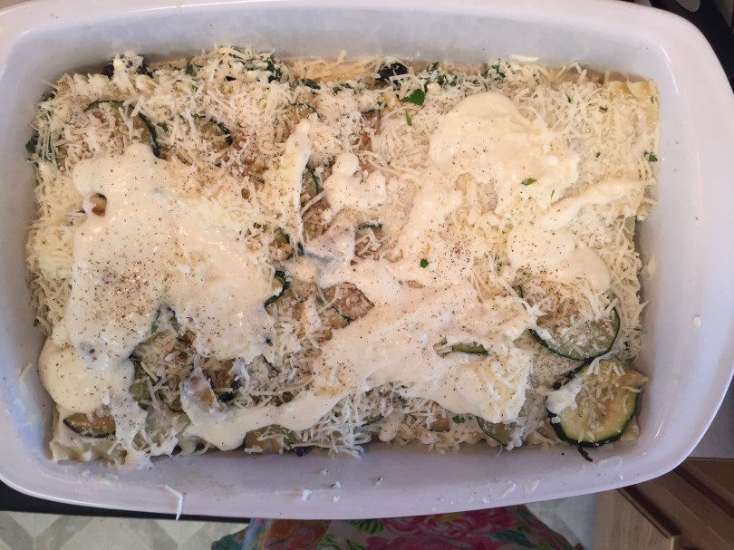 White vegetarian lasagna with spinach, zucchini and wild porcini mushrooms | a rich, flavorful dinner from Alaskaknitnat.com