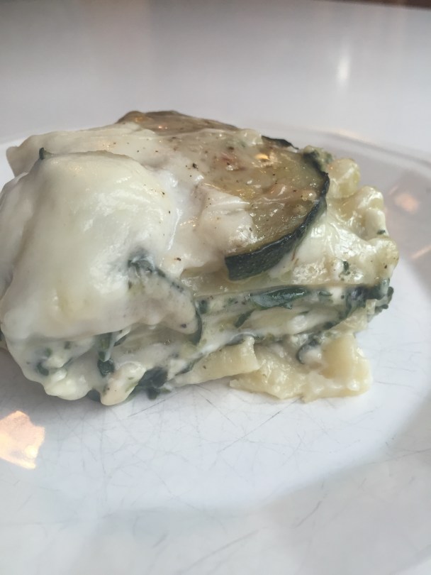 White vegetarian lasagna with spinach, zucchini and wild porcini mushrooms | a rich, flavorful dinner from Alaskaknitnat.com