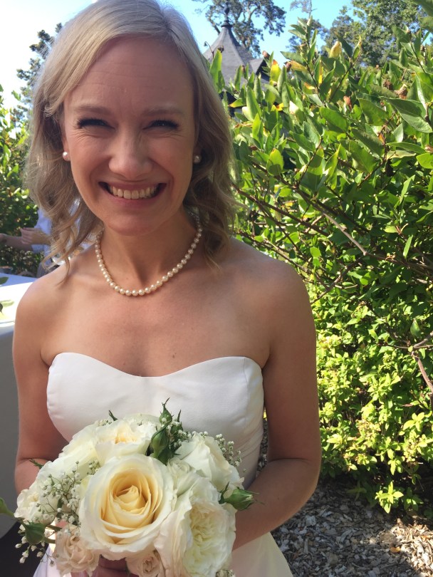 Marin Wedding - blush, ivory, white, cream and peach hues. Roses, mums and the cafe au lait dahlia. Absolute perfection | floral design by Natasha Price of Alaskaknitnat.com and Evan Facloner of Paper Peony
