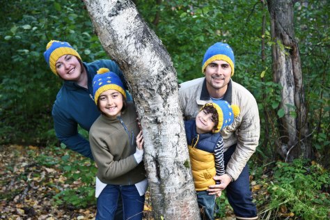 Alaska flag hat - a free pattern for children and adults from Alaskaknitnat.com