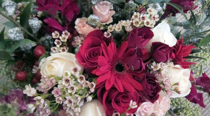 Alaska Weddings – Olivia + Neil