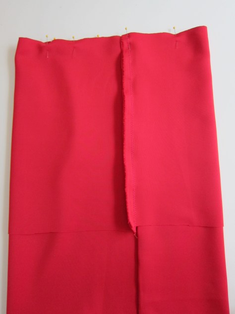 DIY Cassie Skirt - a LuLaRoe sewing hack. Make this cute pencil skirt in under an hour! Pattern from alaskaknitnat.com