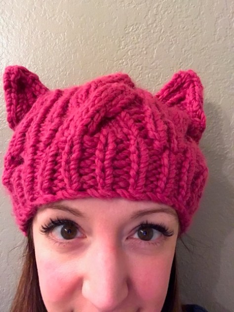 Cabled Pussy Hat | A simple hat pattern for beginners who want to learn to cable