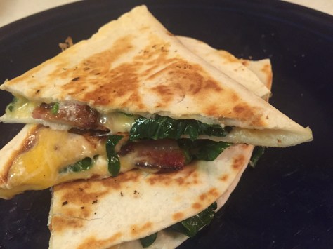 Bacon Spinach Quesadilla - a quick and simple dinner from Alaskaknitnat.com