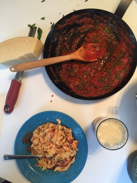Fresh fettuccine with simple marinara from alaskaknitnat.com