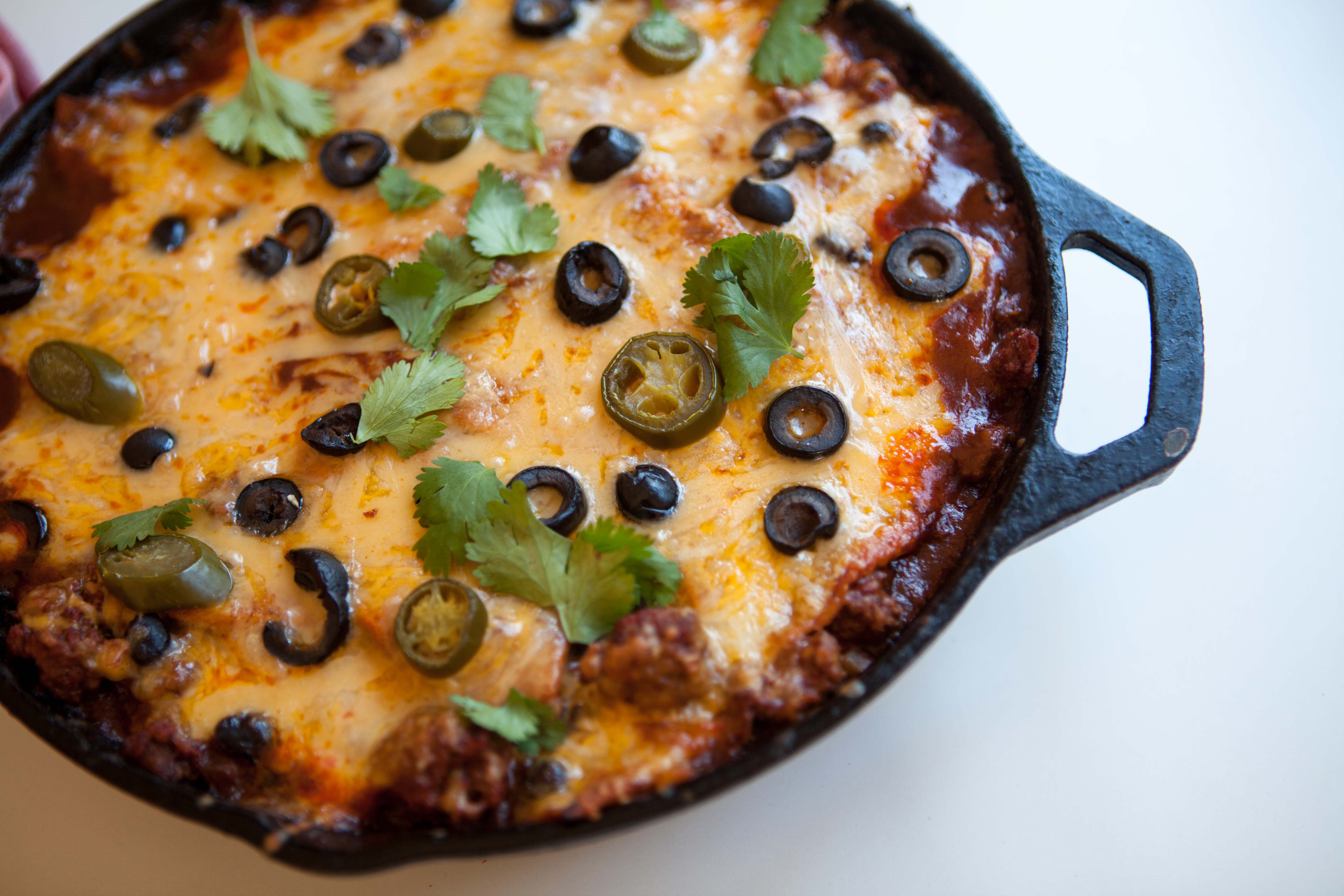 Easy one skillet enchiladas | a recipe from Alaskaknitnat.com