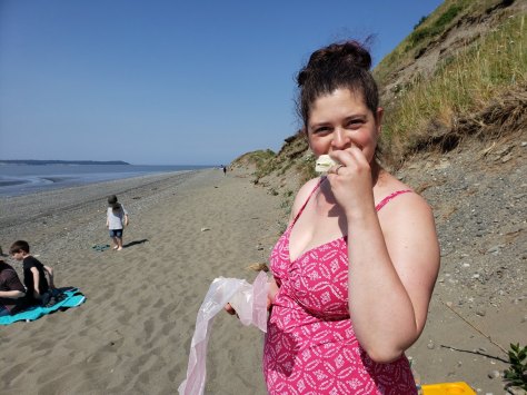 Cucumber sandwiches || A delightful recipe from Alaskaknitnat.com