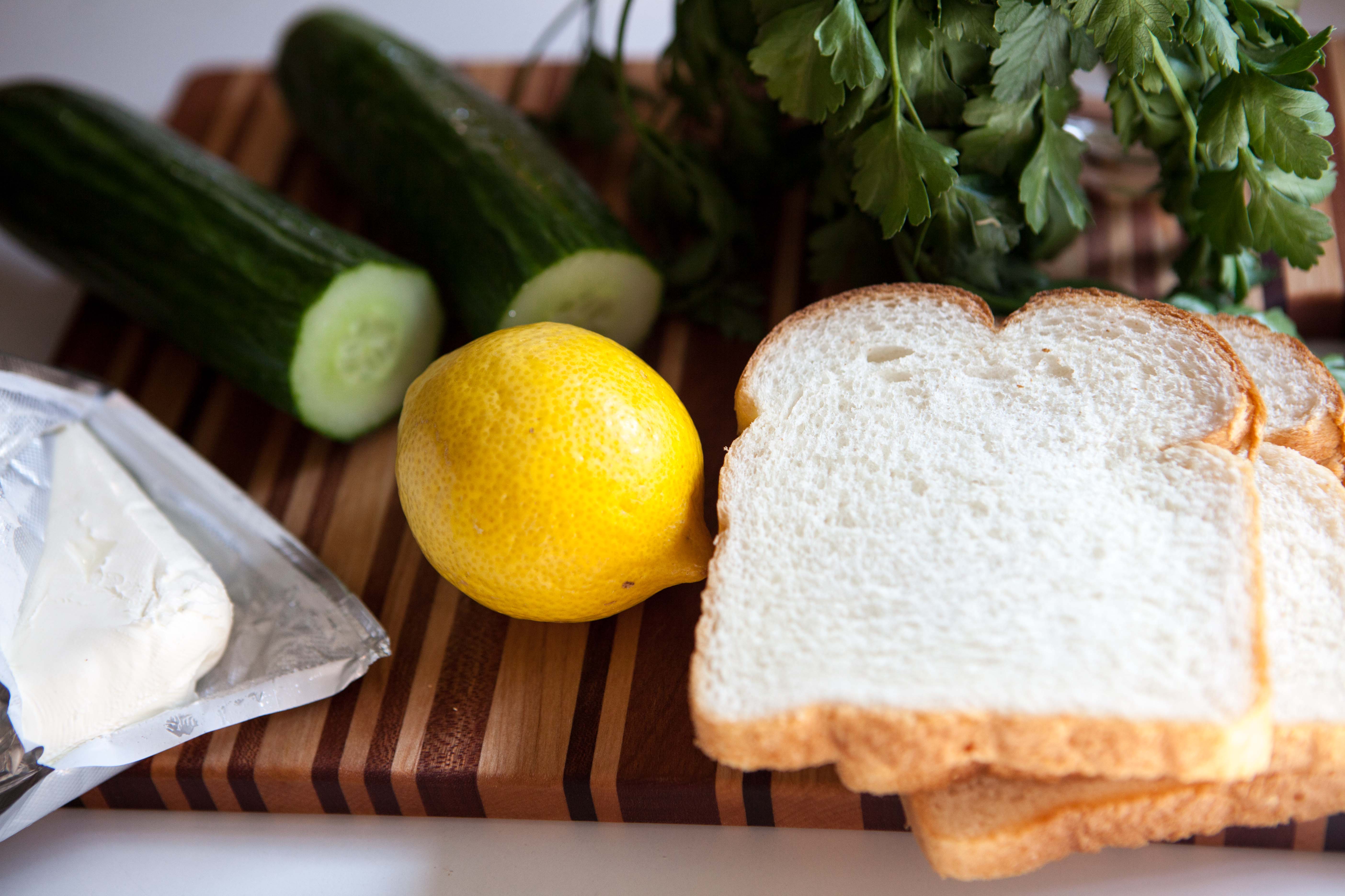 Cucumber sandwiches || A delightful recipe from Alaskaknitnat.com