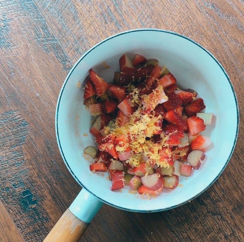 Strawberry Rhubarb Curd || A delightful dessert from Alaska Knit Nat